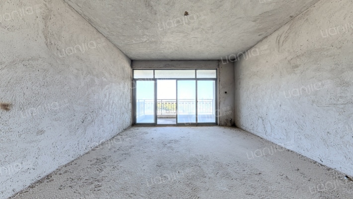 骏景豪庭二手房实景图