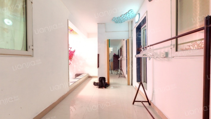 彩虹二苑二手房实景图