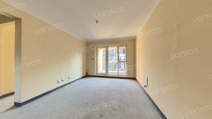 龙湖滟澜山二手房实景图