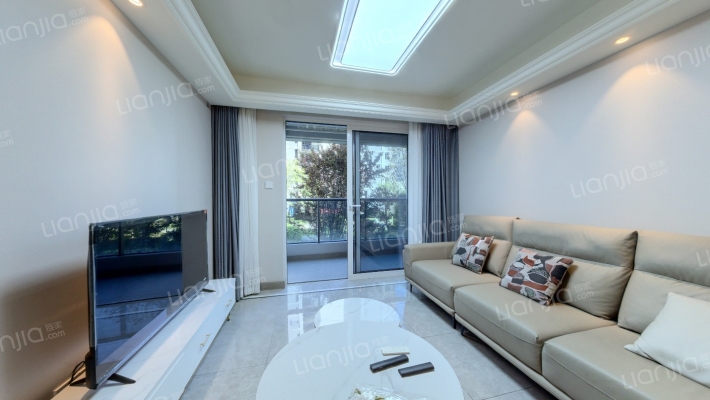 春语蓝庭二手房实景图