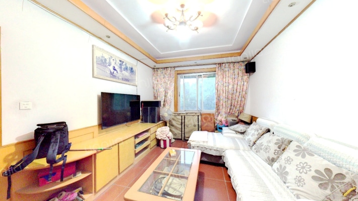 湾里城交路二手房实景图