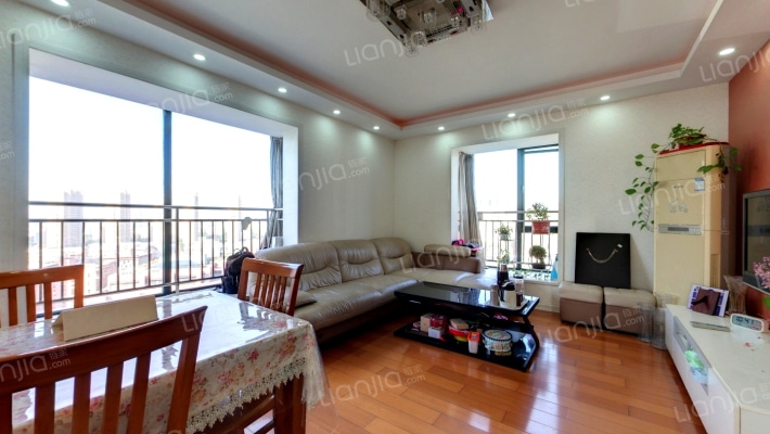 欧洲城凯旋丽都花园二手房实景图