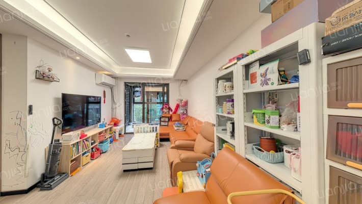 万科未来水岸二手房实景图