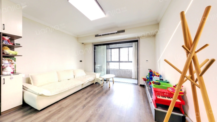 八大家花园42街坊二手房实景图