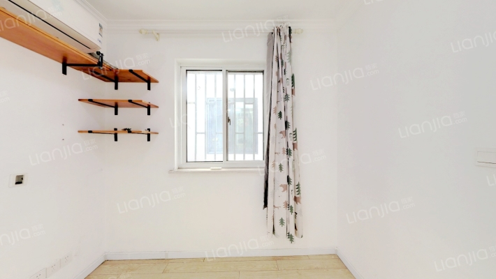 梅陇七村二手房实景图