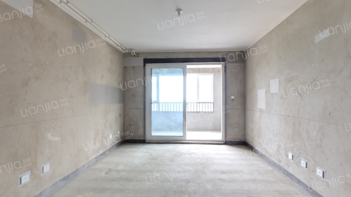 悦湖国际二手房实景图