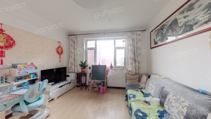 上台花园C区二手房实景图