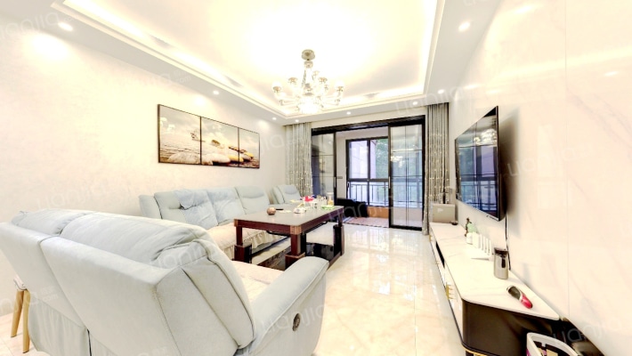 保利公园2010佩鲁贾二手房实景图