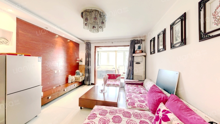 城市雅苑小区二手房实景图