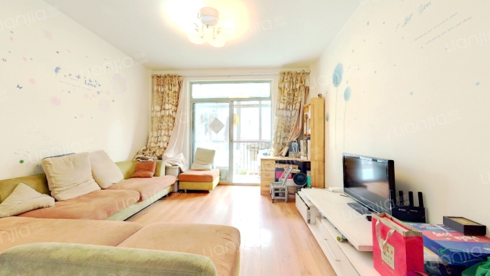 藏龙水天居二手房实景图