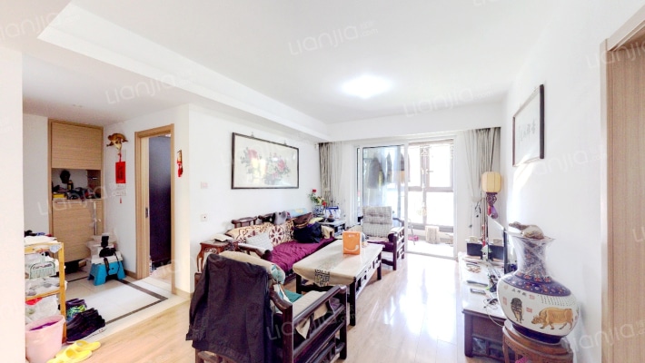 安亭新镇波恩风情二手房实景图