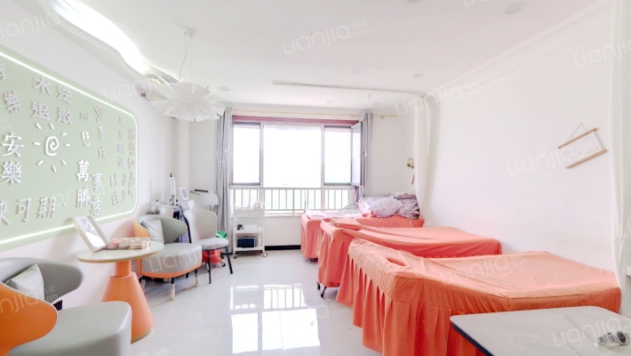 众美欢乐汇商务公馆二手房实景图