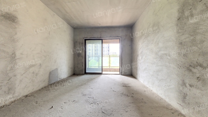 绿地新里缇香公馆二手房实景图
