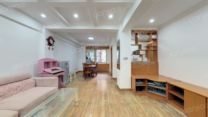 银海公寓二手房实景图