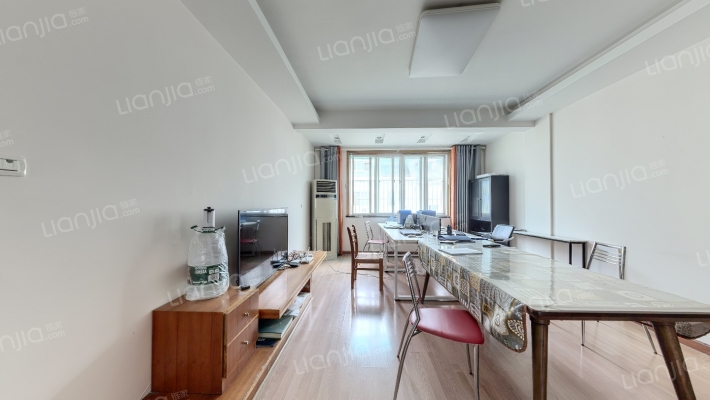 星海蓝天二手房实景图