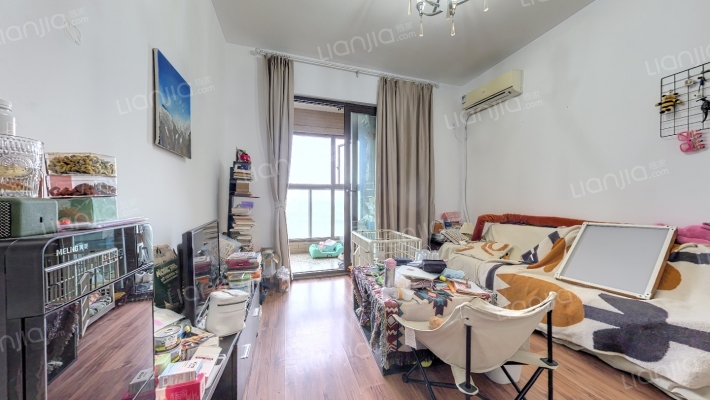 银泰泰悦湾二手房实景图