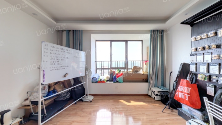 禹洲华侨城三期荷园二手房实景图