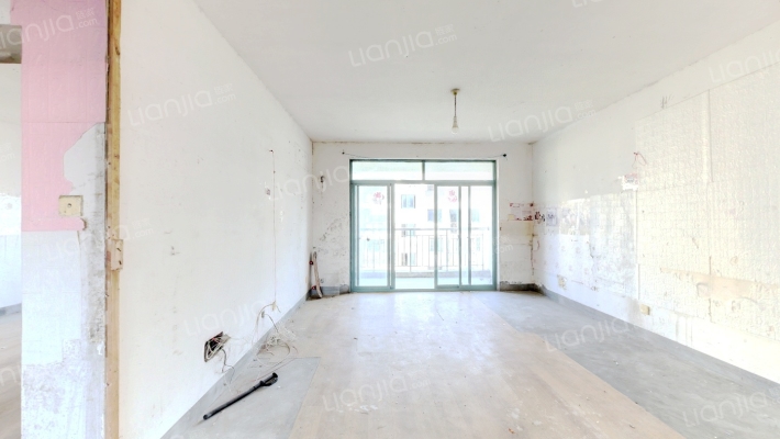 东力新村二手房实景图