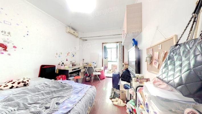 现代城市广场二手房实景图