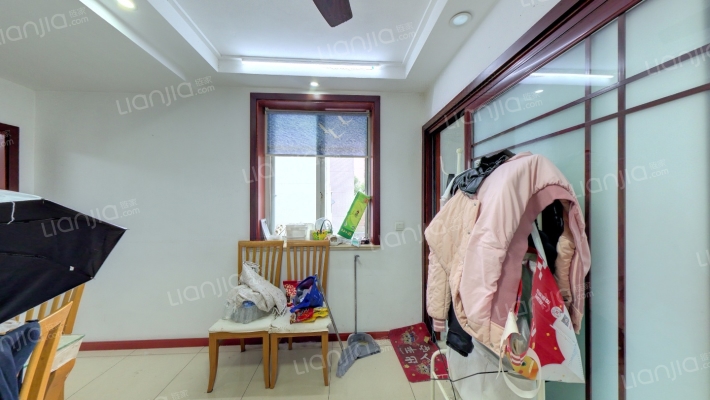 建筑新村二手房实景图