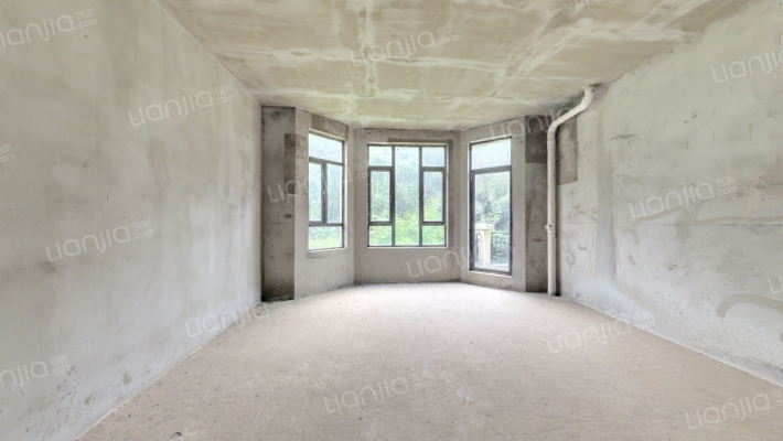 保利十二橡树庄园二手房实景图