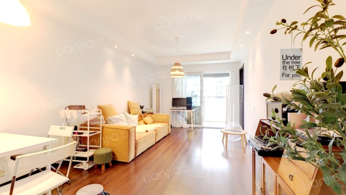 万科理想城三期星河二手房实景图