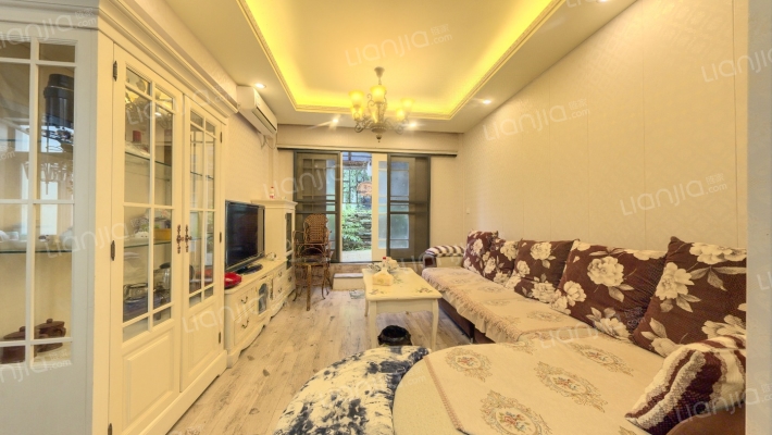 青城神韵一期二手房实景图