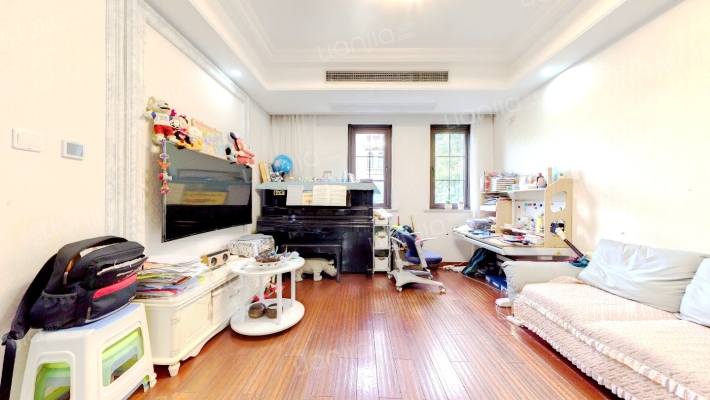 龙湖滟澜山二期二手房实景图