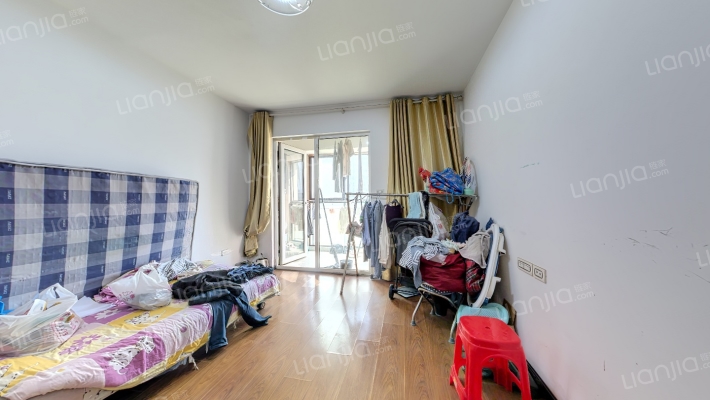 汉阳人信汇二期天悦二手房实景图