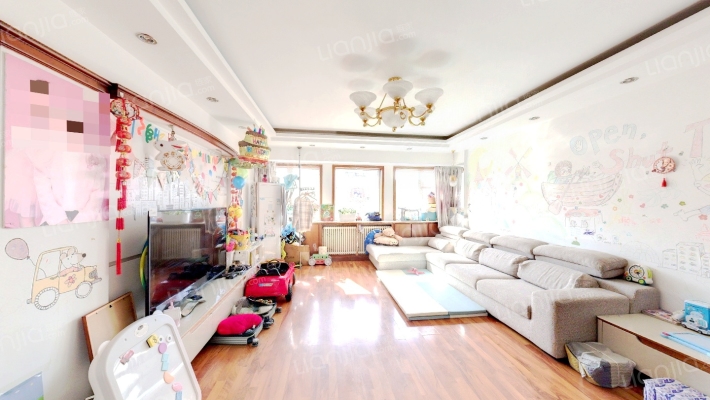 新世界花园朗盈居二手房实景图