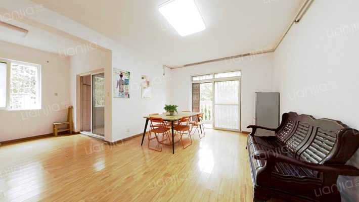 建华社区C区二手房实景图