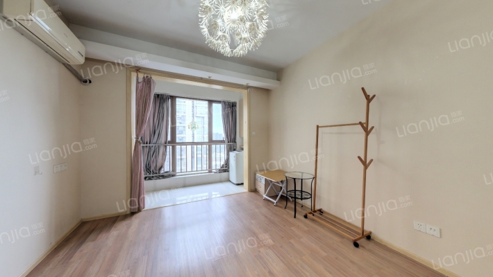 德盈国际广场二手房实景图