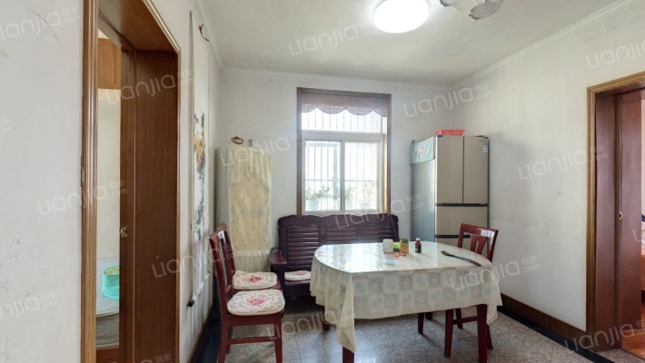 地矿局327队生活区二手房实景图