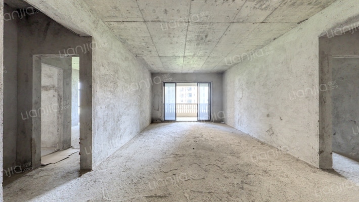 侨城水岸二手房实景图