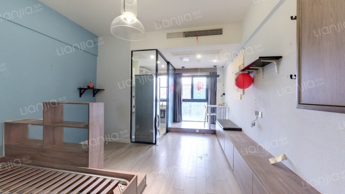 江畔国际二手房实景图