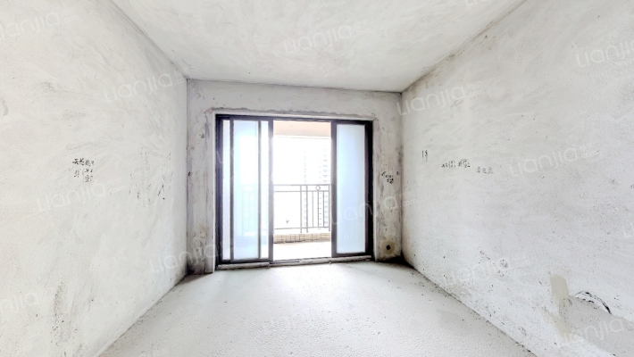 粤晖富居二手房实景图