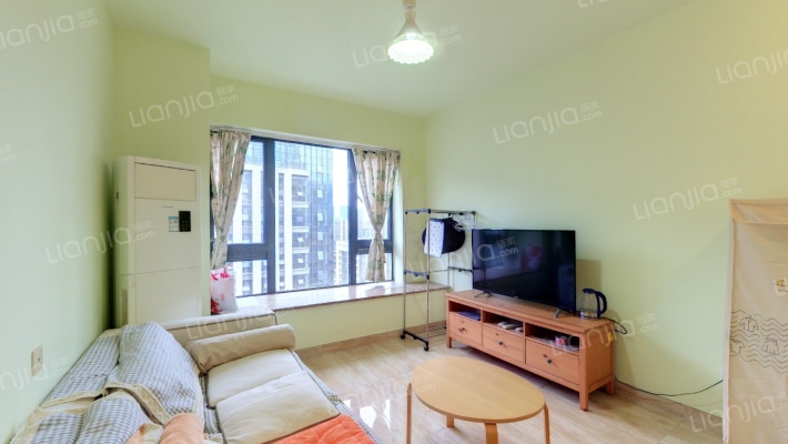 绿地之窗二手房实景图