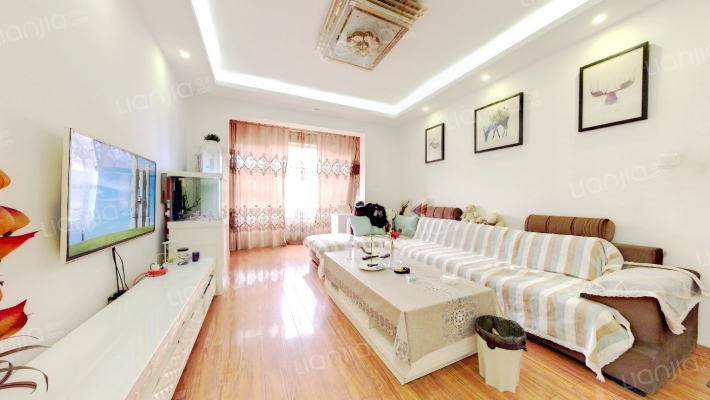 金沙柏林郡二手房实景图