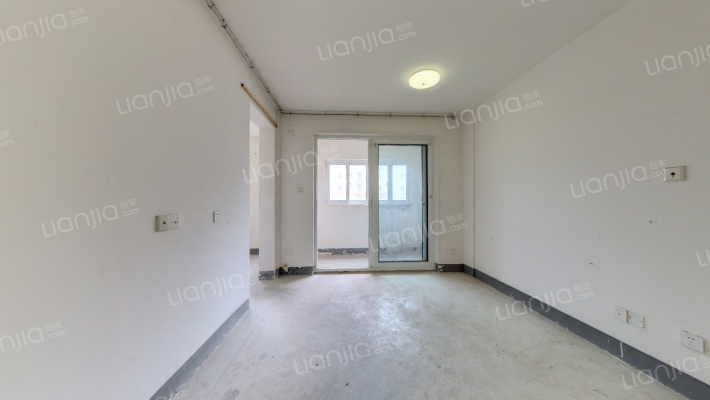 馨品嘉苑二手房实景图