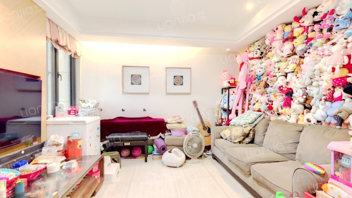 克拉公寓二手房实景图