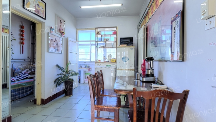 秦岭路办事处建西社区二手房实景图