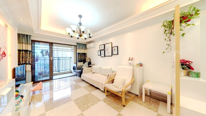万科翡御郡府二手房实景图