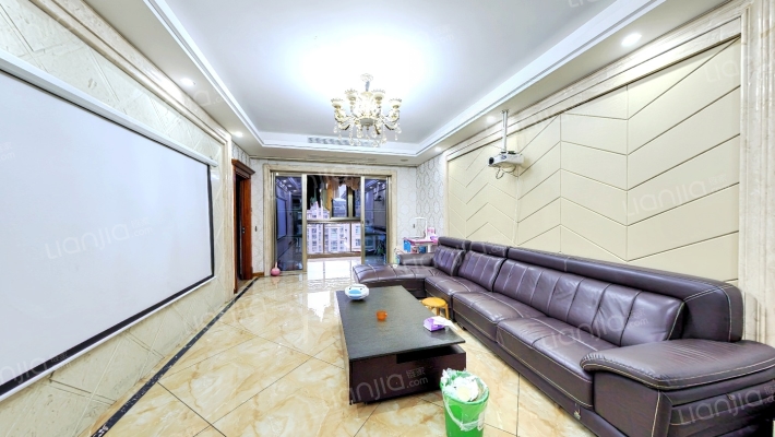 融信大卫城A区二手房实景图