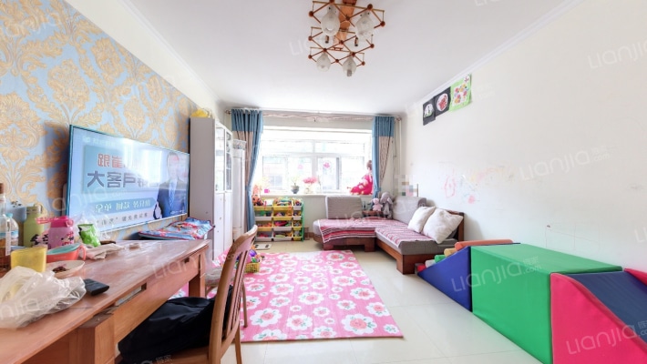 留学生创业园二手房实景图