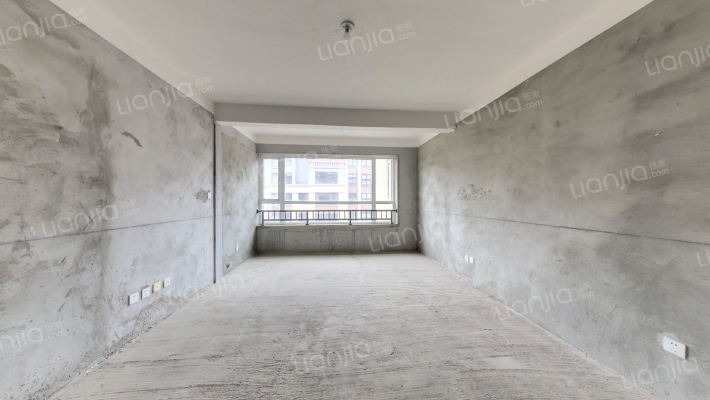 天山名苑二手房实景图