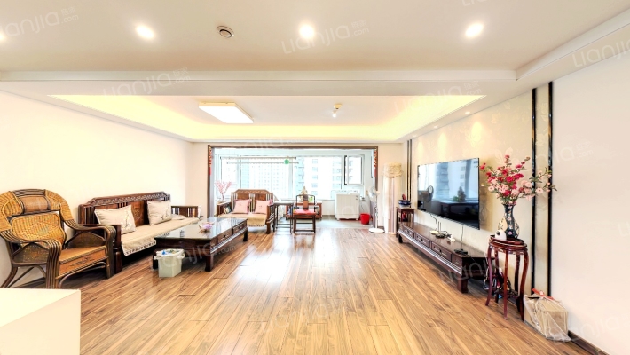 万科山望一期二手房实景图