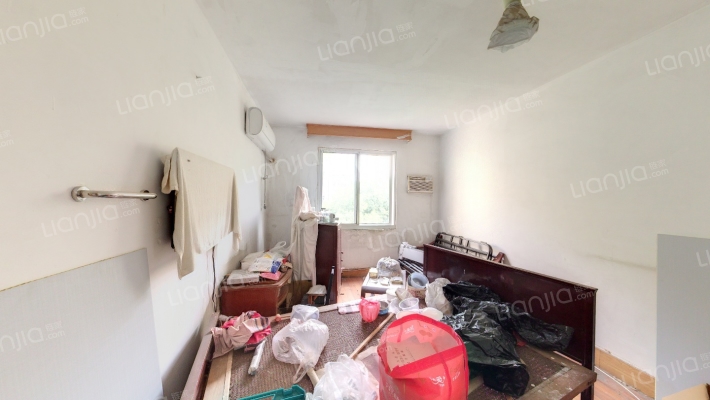 青山一村72-78号二手房实景图