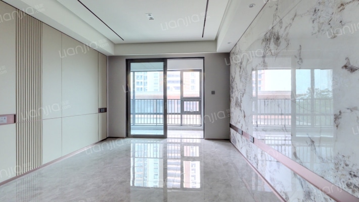 保利扬子萃云台二手房实景图