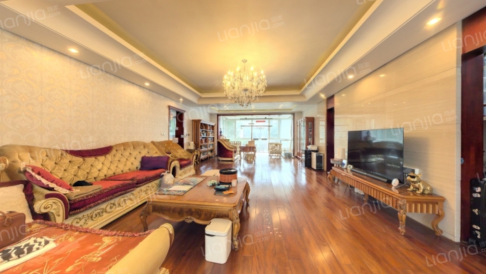 凤凰城四期二手房实景图