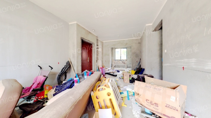 阳光100阿尔勒二手房实景图